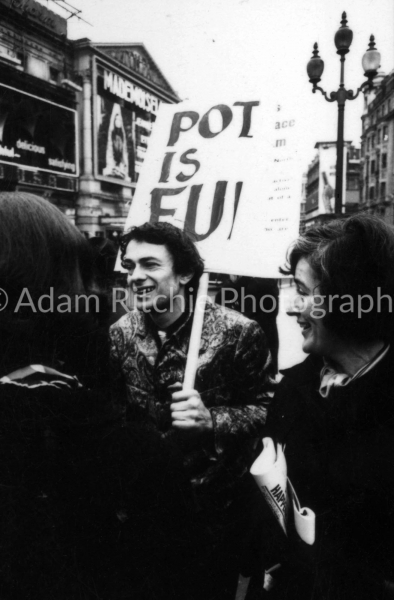 Hoppy at Pot is Fun Rally, Piccadilly Circus 1967
